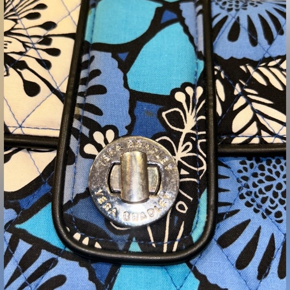 🦋 GORGEOUS VERA BRADLEY CROSSBODY BAG/PURSE! - Picture 7 of 11